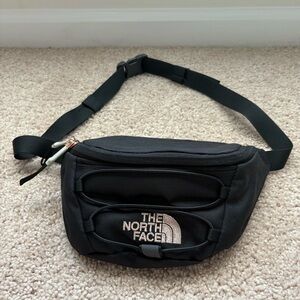 The North Face Jester Lumbar Fanny Pack